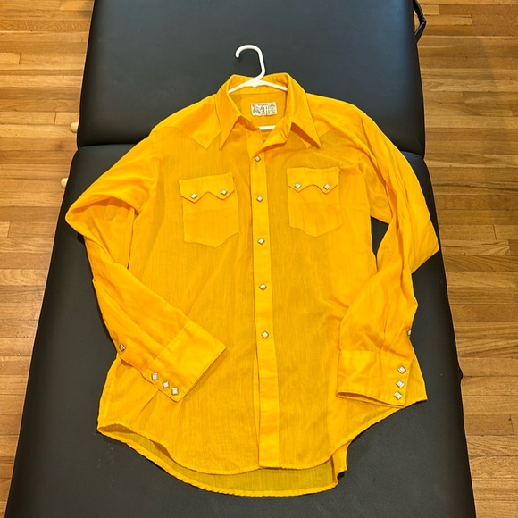 Other - vintage rockmount weatern wear mens long sleeve diamond snaps great condition